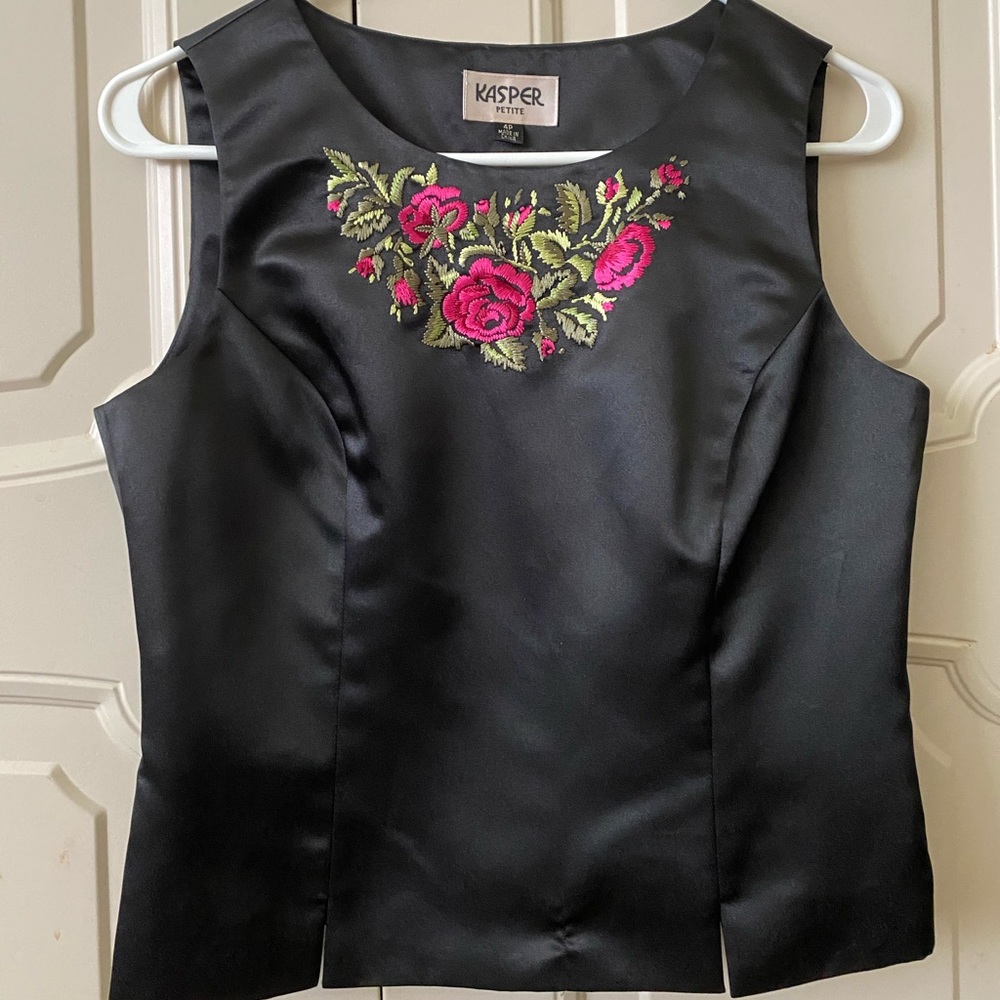 KASPER Black Embroidered Sleeveless Shell Blouse/TOP 🖤🌺